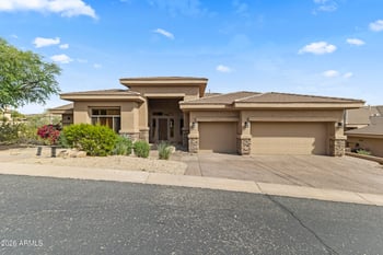415 Desert Wind Dr, Phoenix, AZ 85048