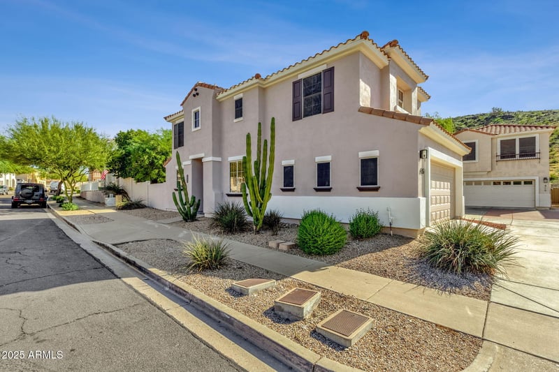 415 Mountain Sage Dr, Phoenix, AZ 85045