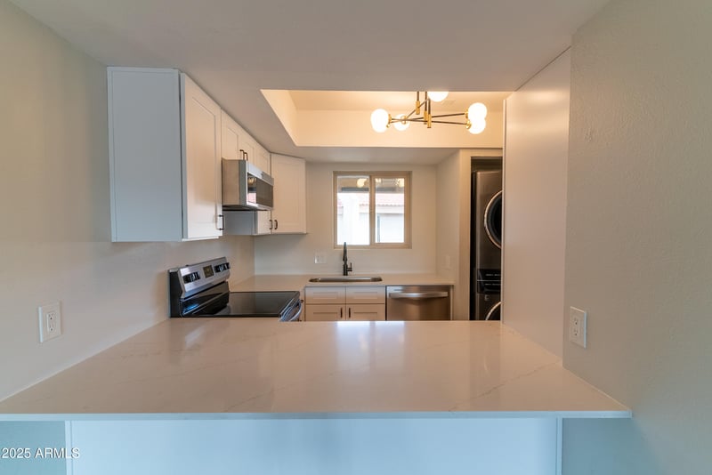 4150 Cactus Rd #216, Phoenix, AZ 85032