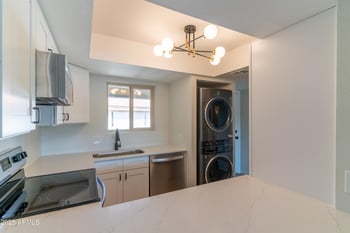 4150 Cactus Rd #216, Phoenix, AZ 85032