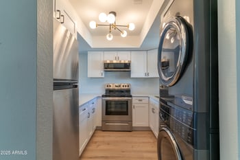 4150 Cactus Rd #216, Phoenix, AZ 85032