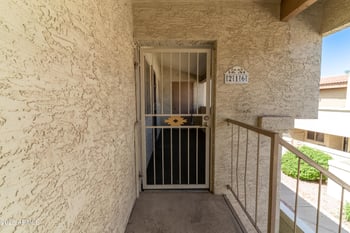 4150 Cactus Rd #216, Phoenix, AZ 85032