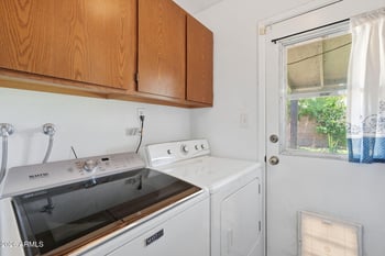 4150 Laurel Ln, Phoenix, AZ 85029