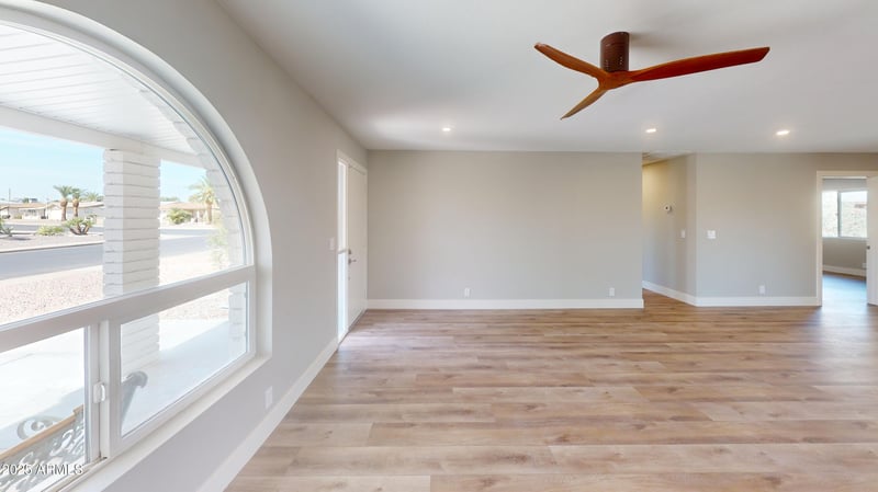 4151 Clovis Ave, Mesa, AZ 85206