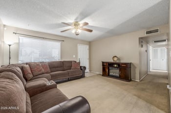 4151 Shaw Butte Dr, Phoenix, AZ 85029