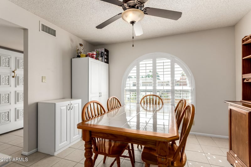4154 Dolphin Ave, Mesa, AZ 85206