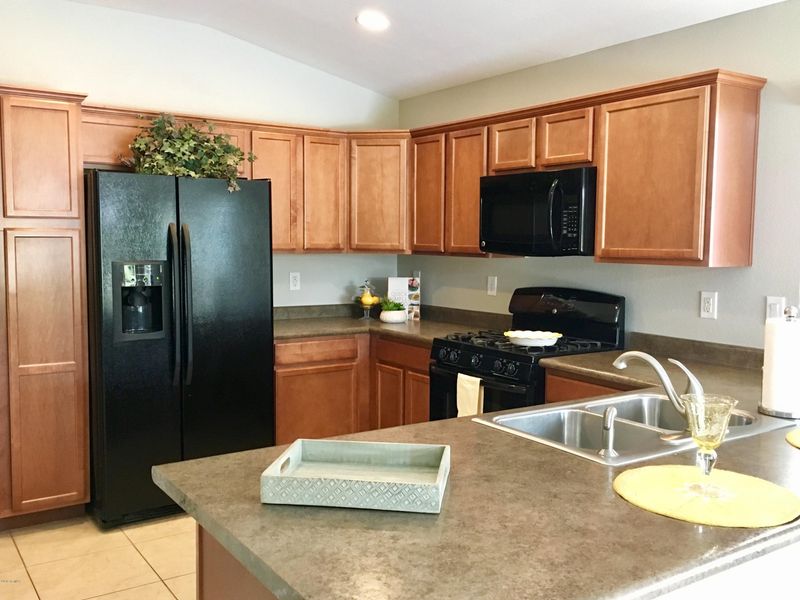 4155 E Sandy Way, Gilbert, AZ 85297