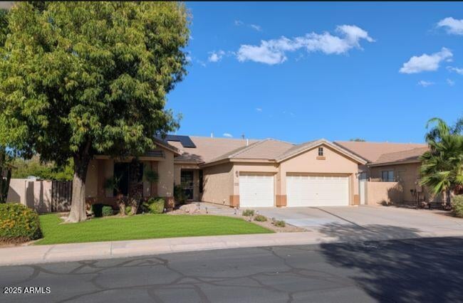 4156 Patrick St, Gilbert, AZ 85295