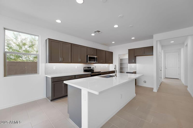4158 Ghost Flower Ln, San Tan Valley, AZ 85140