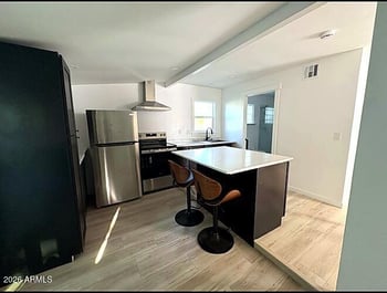 416 E Alice Ave, Phoenix, AZ 85020