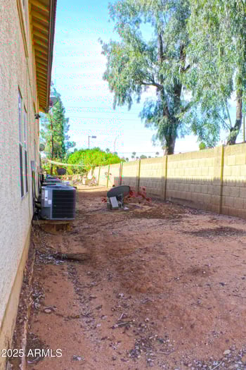 416 Roca Cir, Mesa, AZ 85213