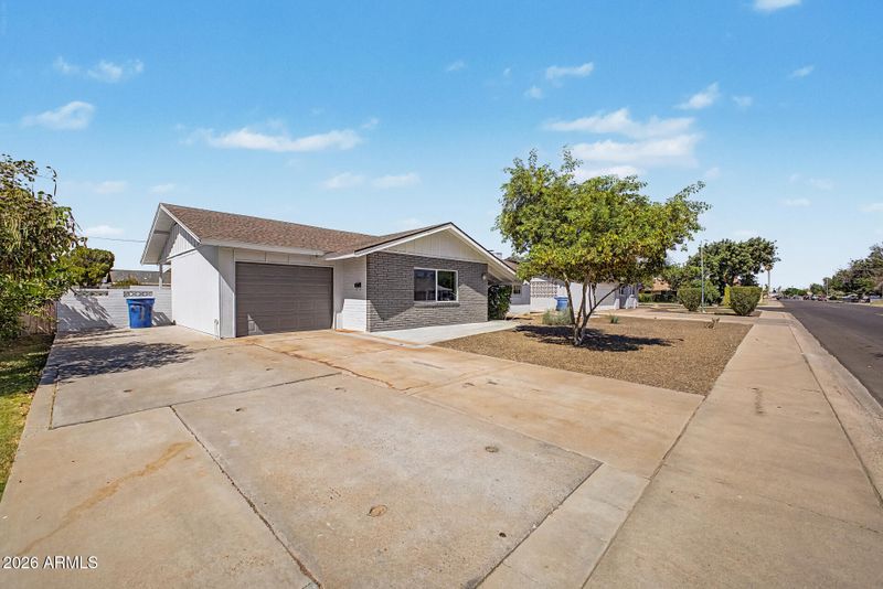 416 W Ivanhoe Pl, Chandler, AZ 85225