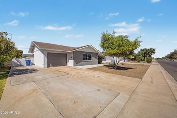 416 Ivanhoe Pl, Chandler, AZ 85225