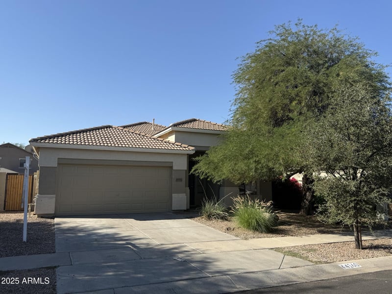 4160 Splendor Ct, Gilbert, AZ 85297