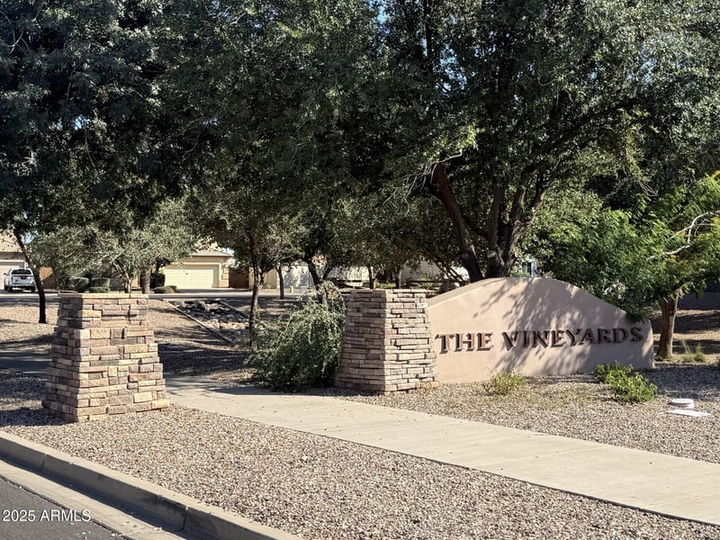 4160 Splendor Ct, Gilbert, AZ 85297