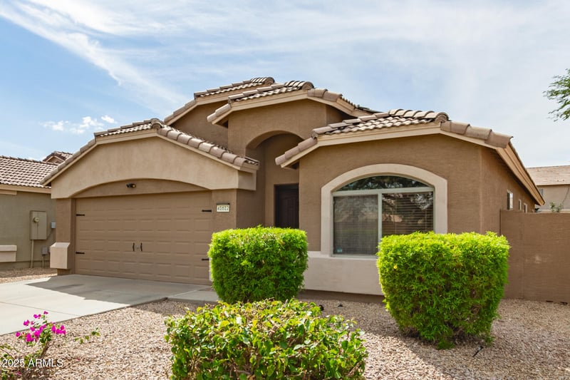 41612 Maple Ln, San Tan Valley, AZ 85140