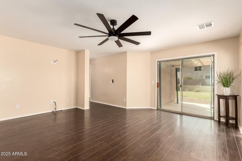 41612 Maple Ln, San Tan Valley, AZ 85140