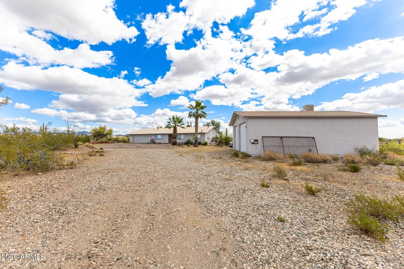 41615 U S Hwy 60 89 Ave, Morristown, AZ 85342