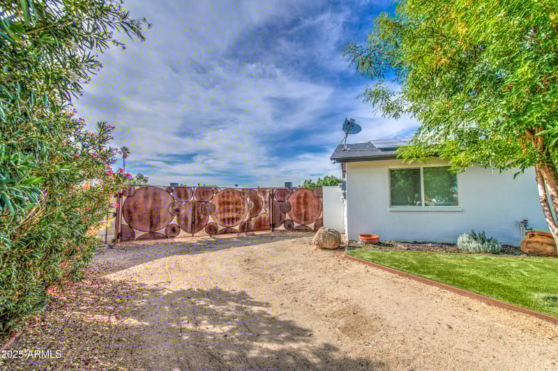 4162 Sierra St, Phoenix, AZ 85029