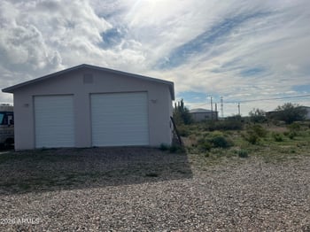 41625 Highway 60 89 Ave, Morristown, AZ 85342