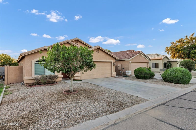 41626 N Ranch Dr, San Tan Valley, AZ 85140