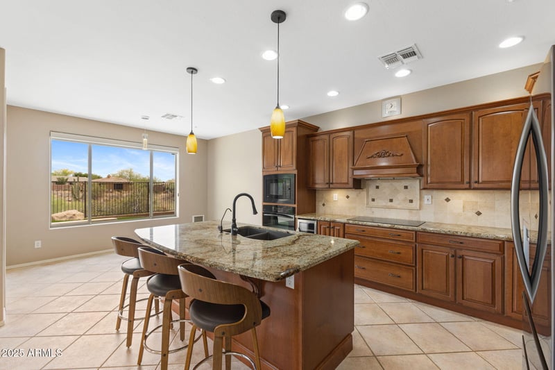 41627 Cedar Chase Rd, Anthem, AZ 85086