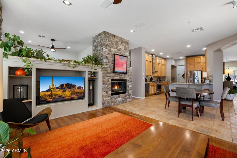 41646 Emerald Lake Dr, Anthem, AZ 85086