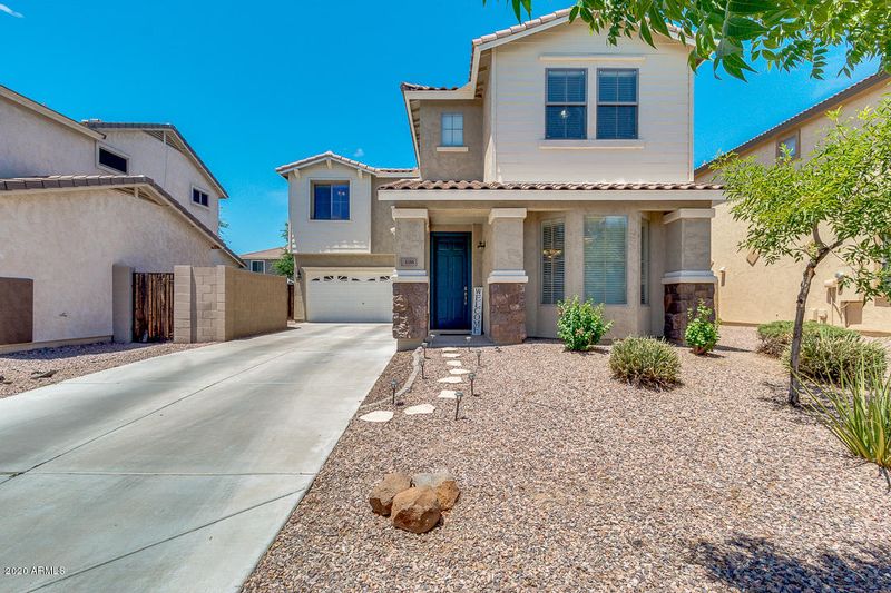 4166 E Santa Fe Ln, Gilbert, AZ 85297