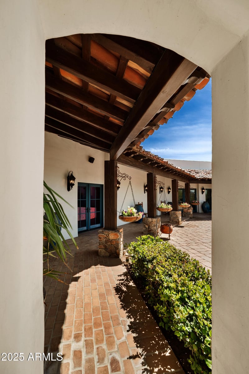 41688 Fleming Springs Rd, Cave Creek, AZ 85331