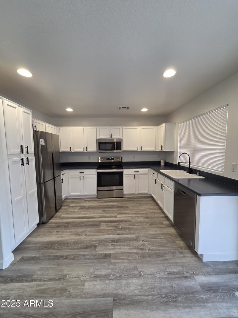417 125th Ave, Avondale, AZ 85323