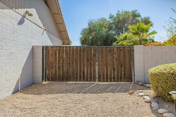 417 Beck Ln, Phoenix, AZ 85022