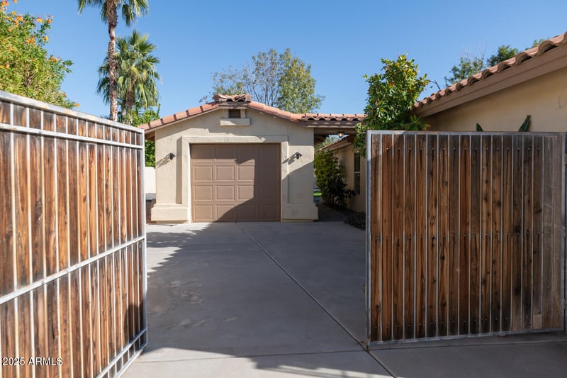 417 Bonito Dr, Gilbert, AZ 85233