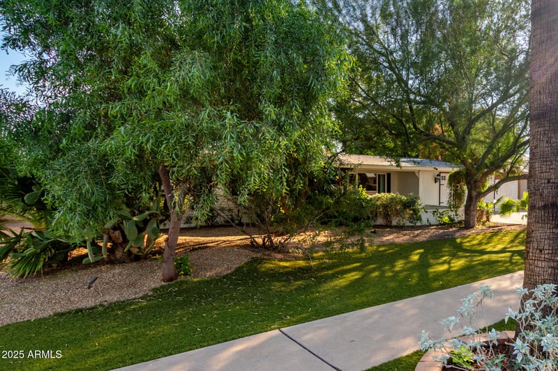 417 Palm St, Litchfield Park, AZ 85340