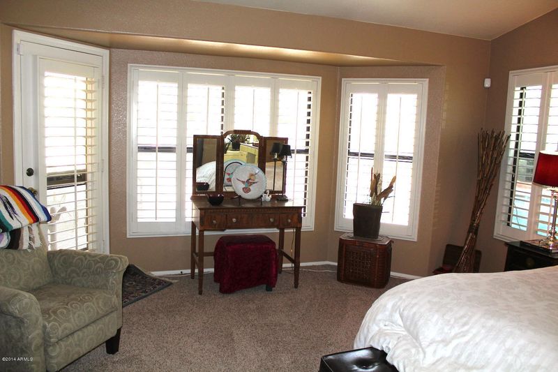 417 S Tiago Dr, Gilbert, AZ 85233