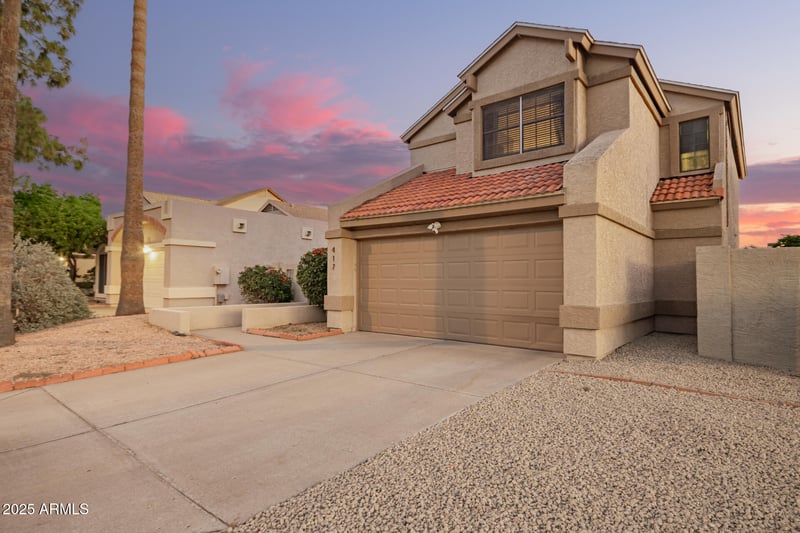 417 Taro Ln, Phoenix, AZ 85024