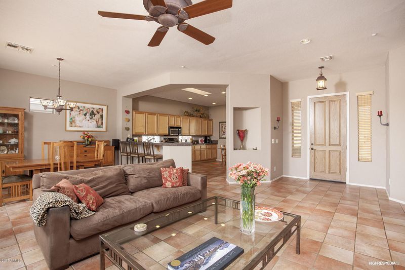 41707 N Golf Crest Rd, Anthem, AZ 85086