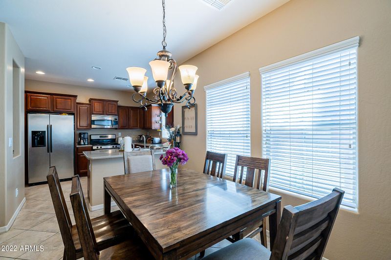 41713 N Globe Ct, Phoenix, AZ 85086