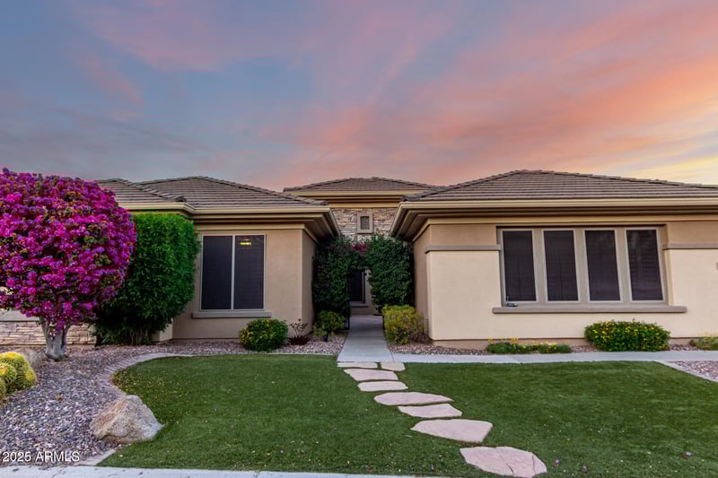 41715 River Bend Rd, Phoenix, AZ 85086