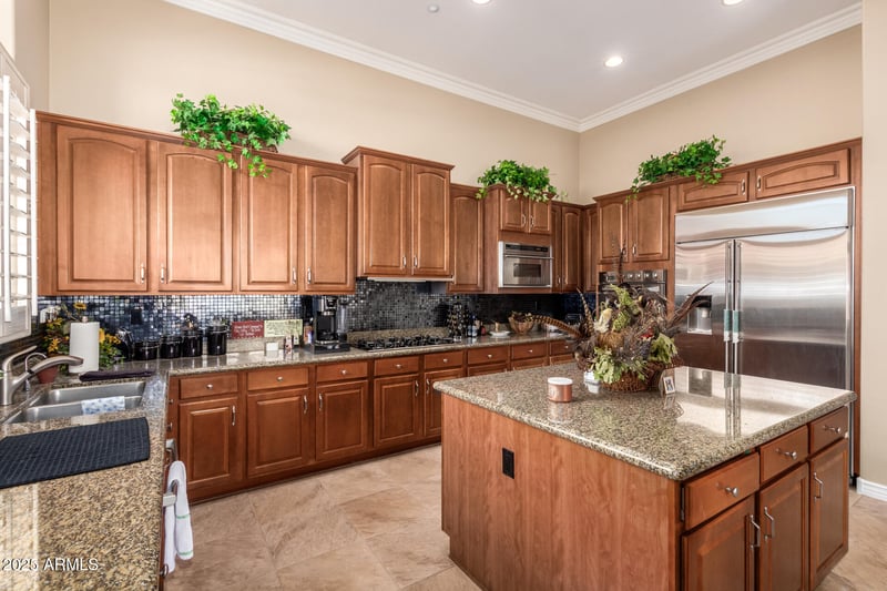 41715 River Bend Rd, Phoenix, AZ 85086