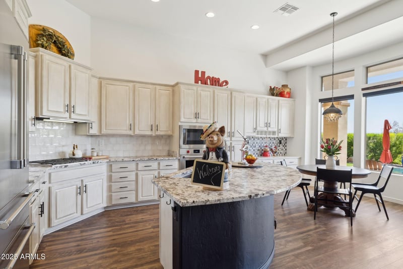 41728 Moss Springs Ct, Anthem, AZ 85086