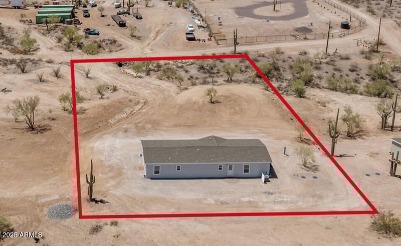 41735 260th Ave, Morristown, AZ 85342