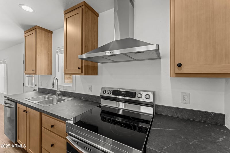 41735 260th Ave, Morristown, AZ 85342