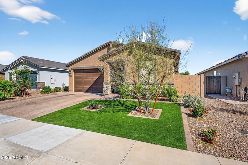 4176 Janie St, San Tan Valley, AZ 85144