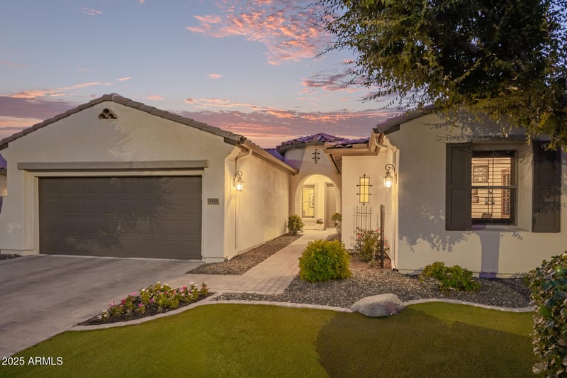 4178 White Dr, Chandler, AZ 85249