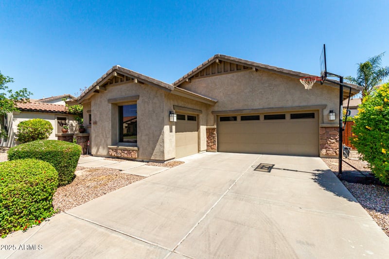 418 Balsam Dr, Chandler, AZ 85248