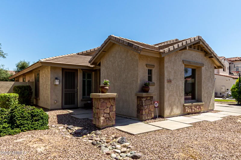 418 Balsam Dr, Chandler, AZ 85248