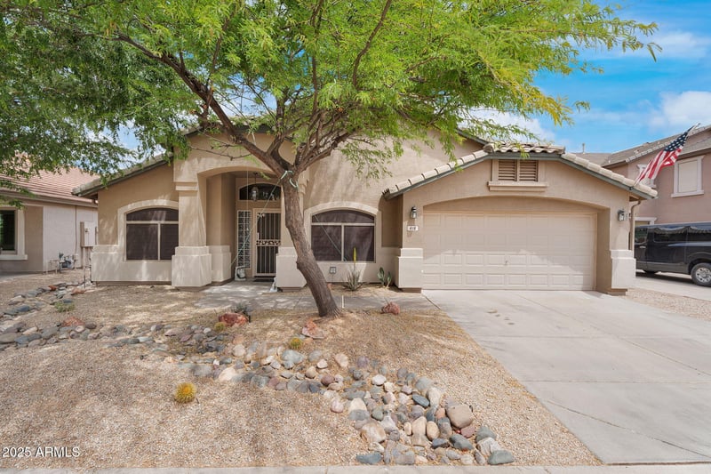 418 Clairidge Dr, San Tan Valley, AZ 85143