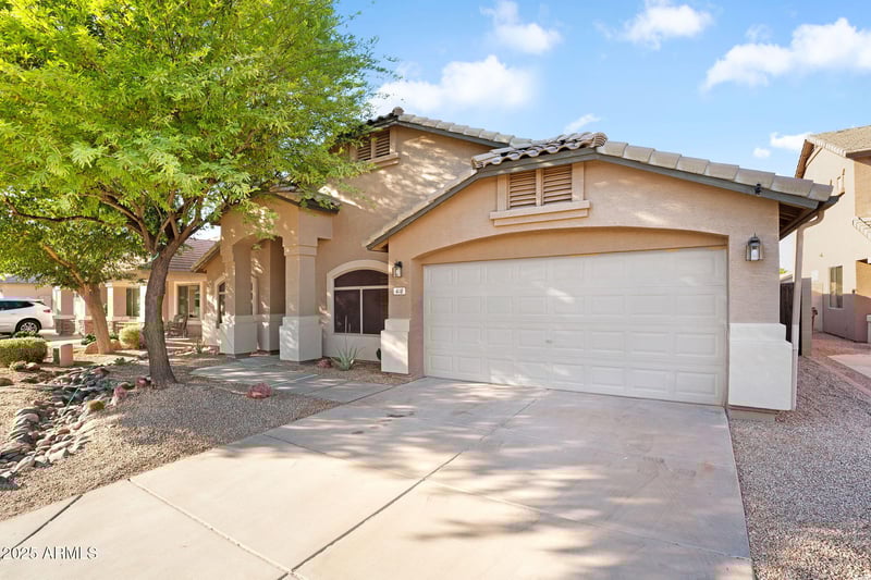 418 Clairidge Dr, San Tan Valley, AZ 85143