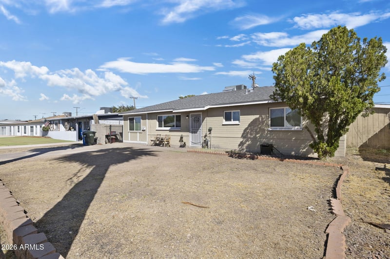 418 E Orchid Ln, Phoenix, AZ 85020