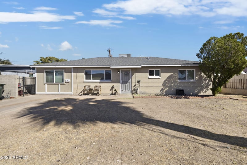 418 Orchid Ln, Phoenix, AZ 85020